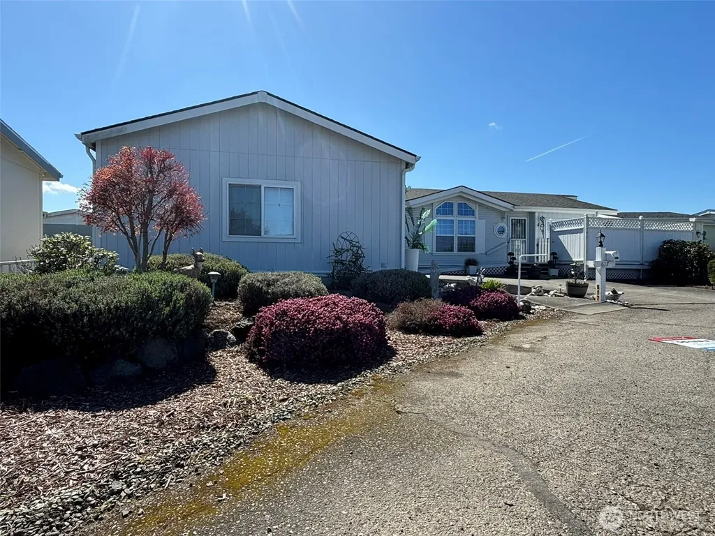 617 N 7th Avenue Sequim WA 98382