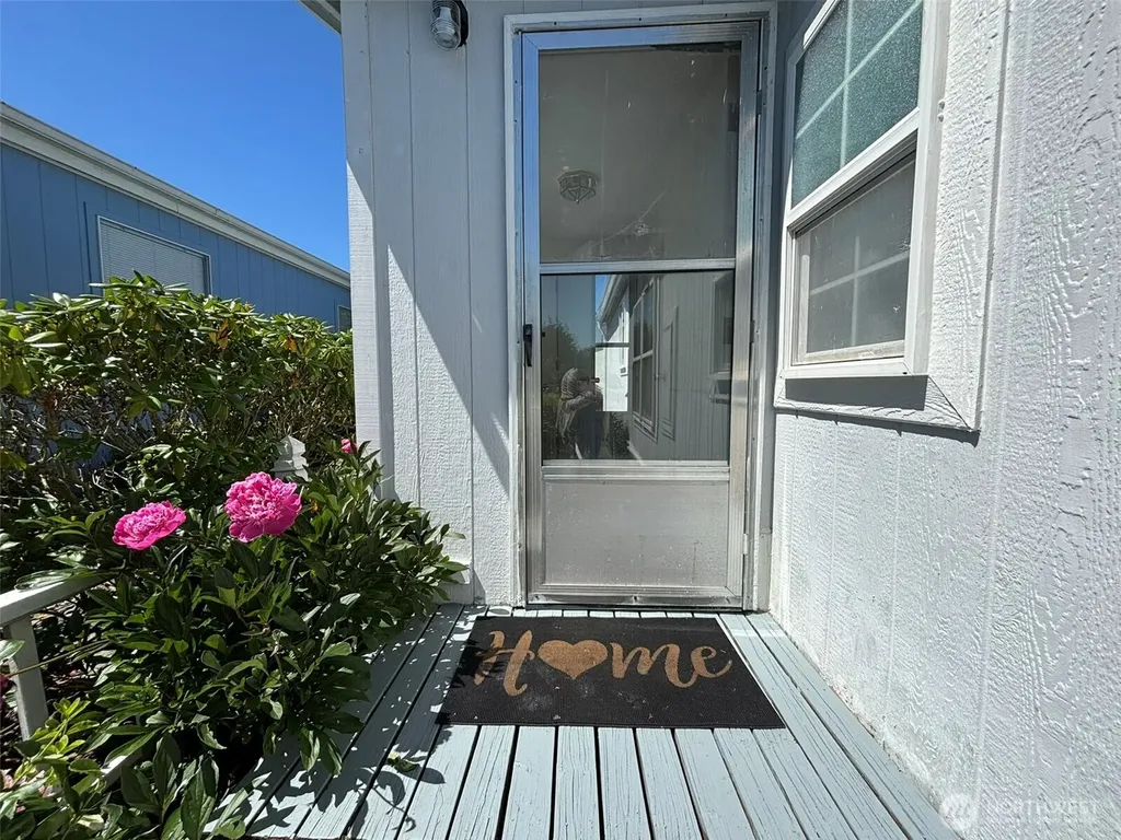 617 N 7th Avenue Sequim WA 98382