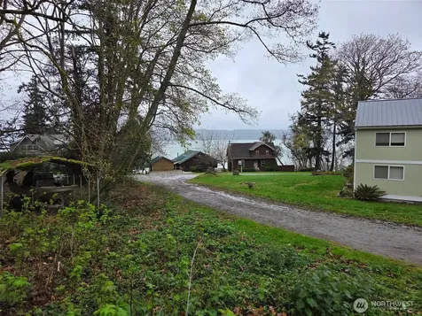 61 Cascade Drive Hat Island WA 98206
