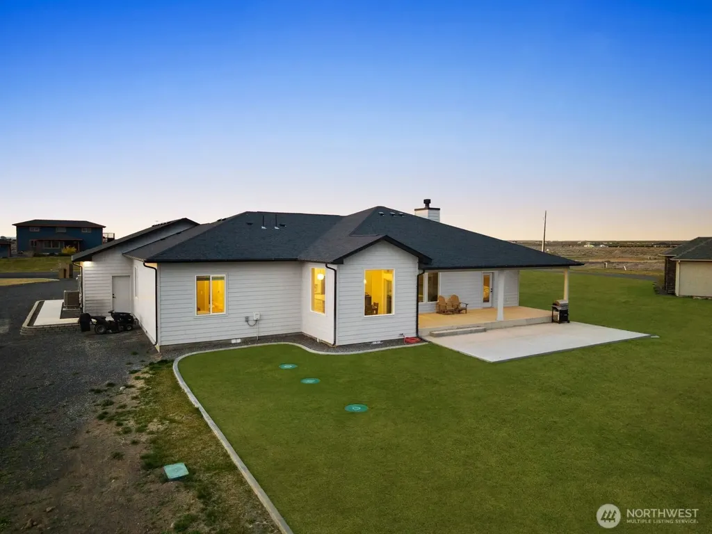 3569 Road 7.8 NE Moses Lake WA 98837