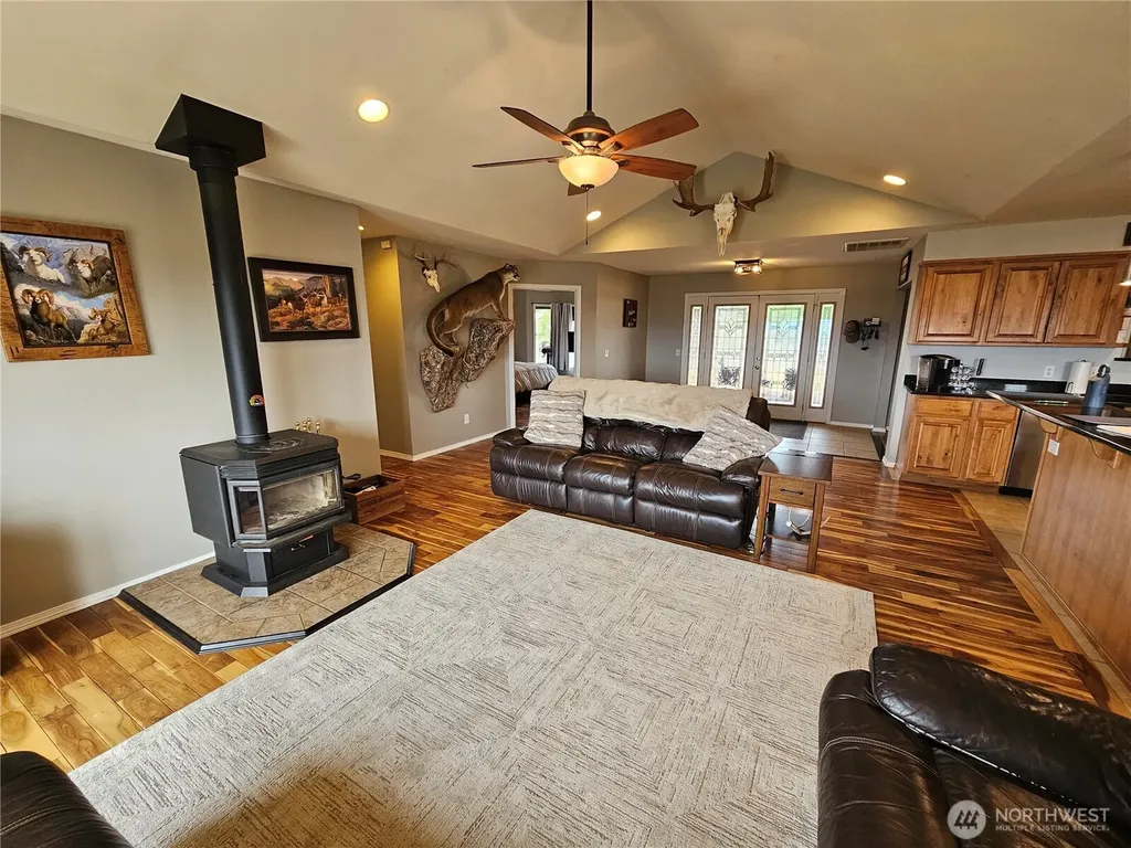 711 Havillah Road Tonasket WA 98855