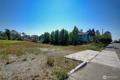 3740 E College Way Mount Vernon WA 98273