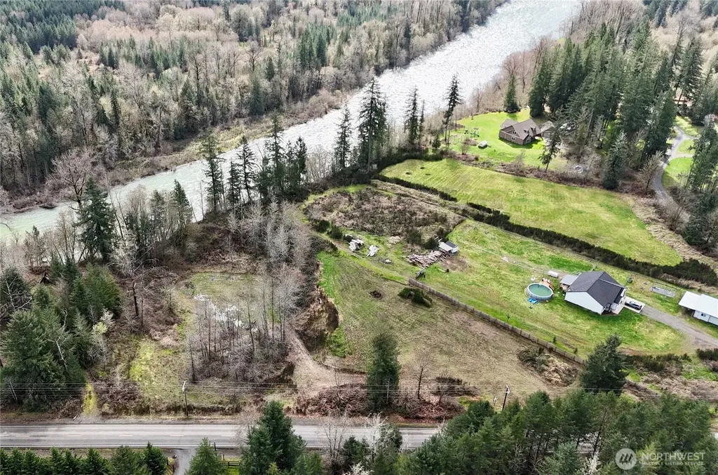 2126 Spencer Road Salkum WA 98582