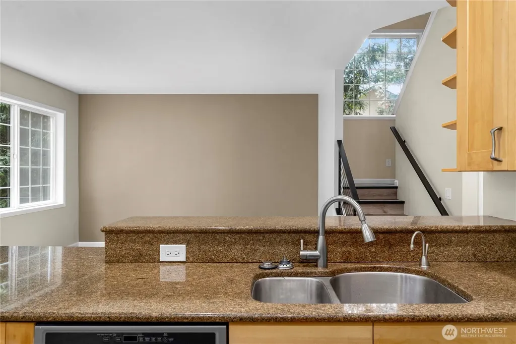25401 Kanasket Drive Black Diamond WA 98010