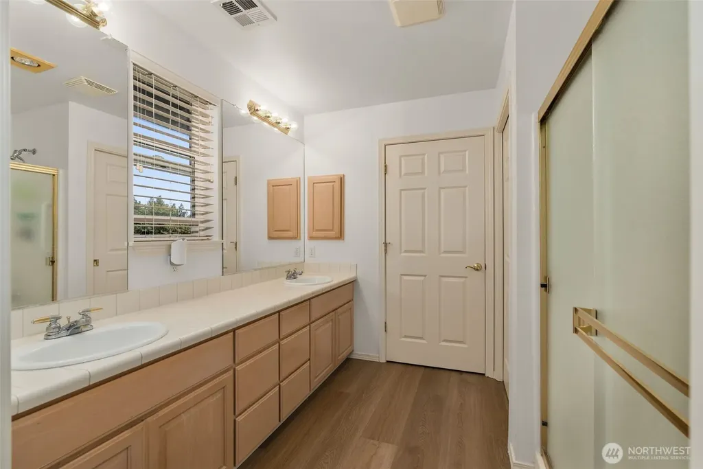 4433 Providence Point Place SE Issaquah WA 98029