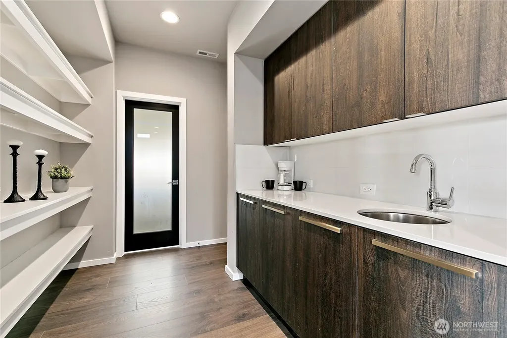 4495 Castleton Road SW Port Orchard WA 98367