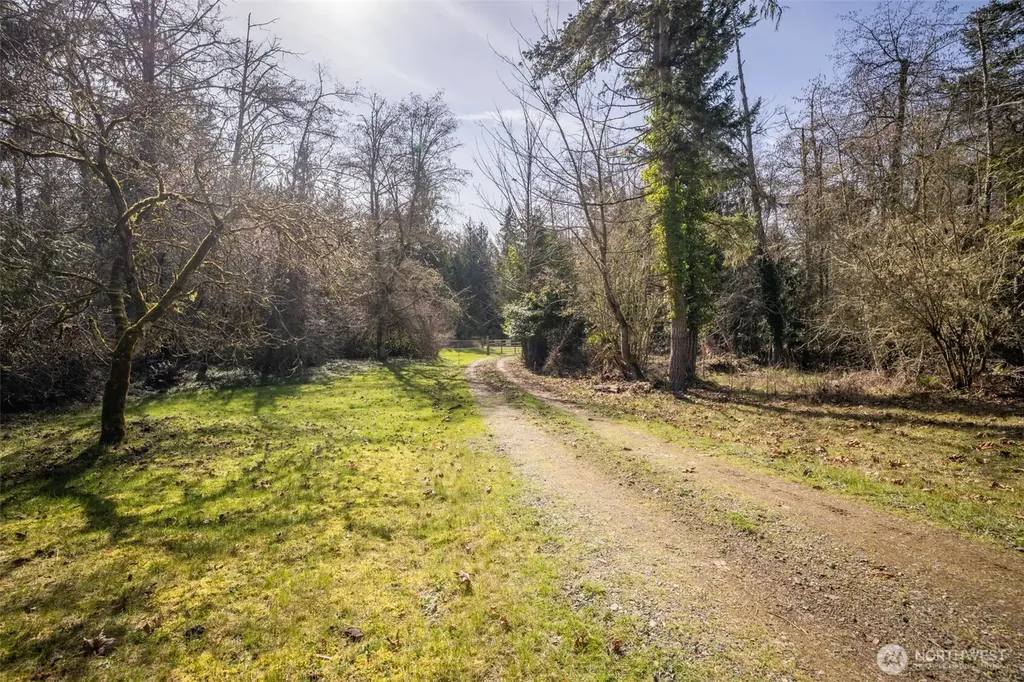 225 Deer Run Port Angeles WA 98362