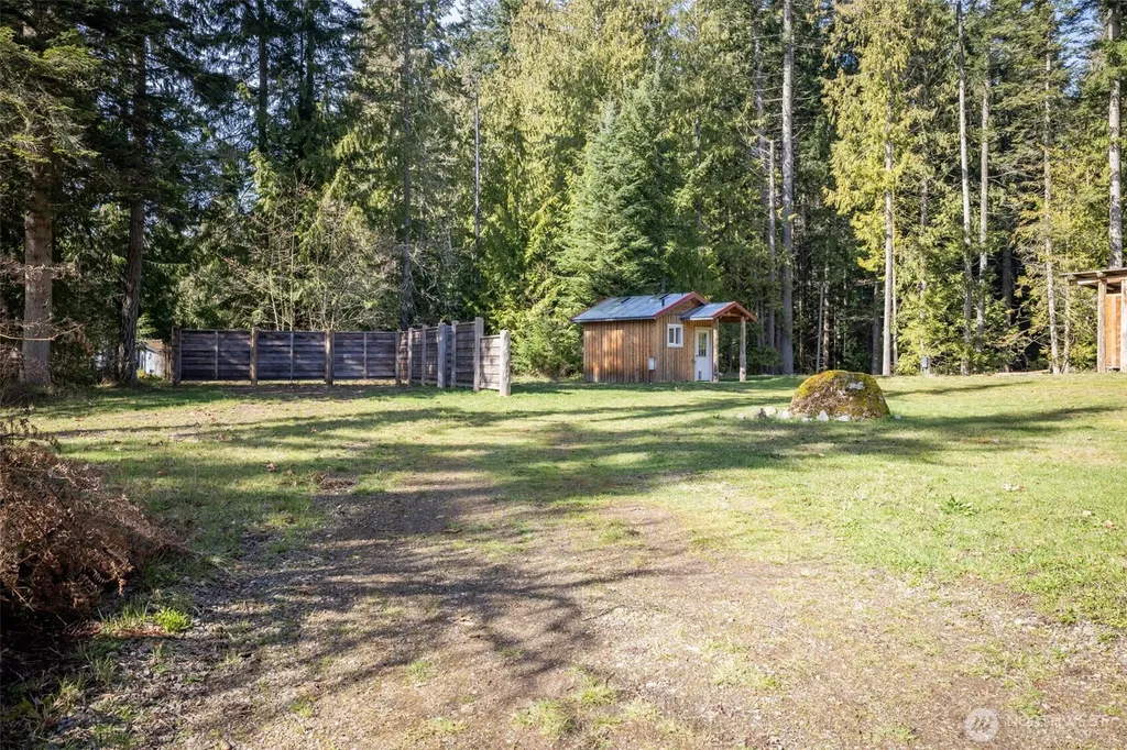 225 Deer Run Port Angeles WA 98362