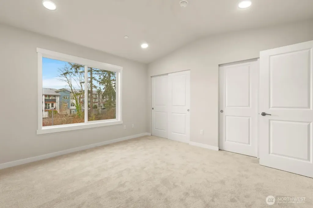 16823 Alder Way Lynnwood WA 98037