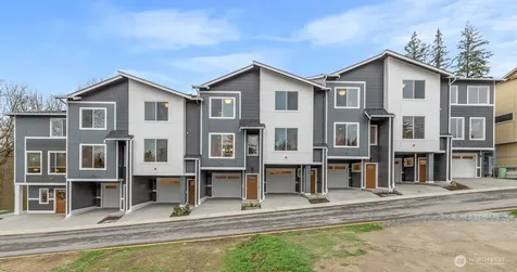 16823 Alder Way Lynnwood WA 98037