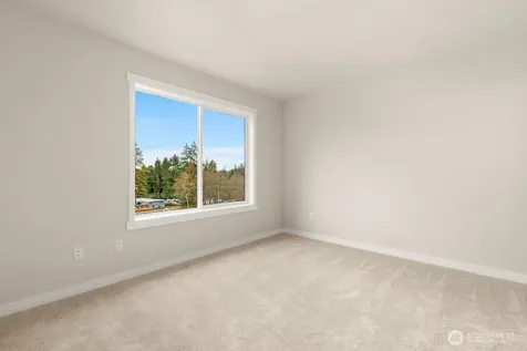 16823 Alder Way Lynnwood WA 98037