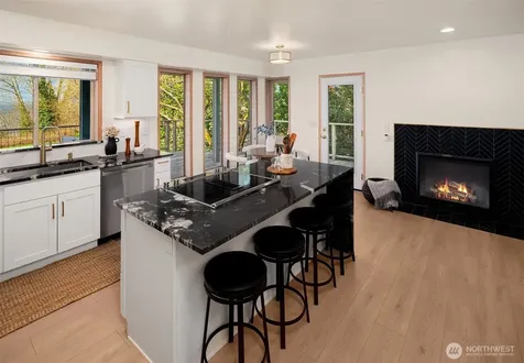 7010 SW Maury Park Road Vashon WA 98070