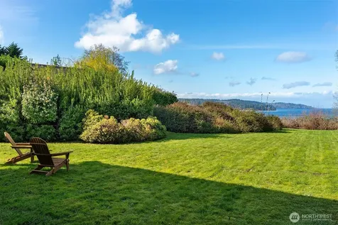 7010 SW Maury Park Road Vashon WA 98070