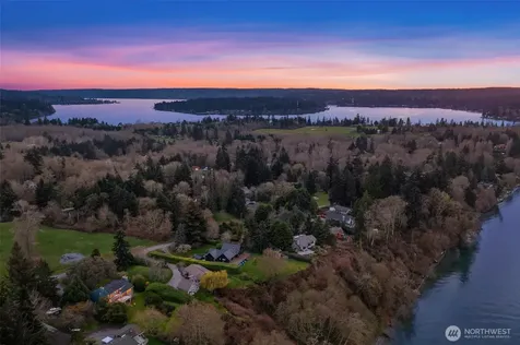 7010 SW Maury Park Road Vashon WA 98070