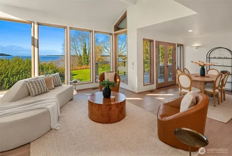 7010 SW Maury Park Road Vashon WA 98070