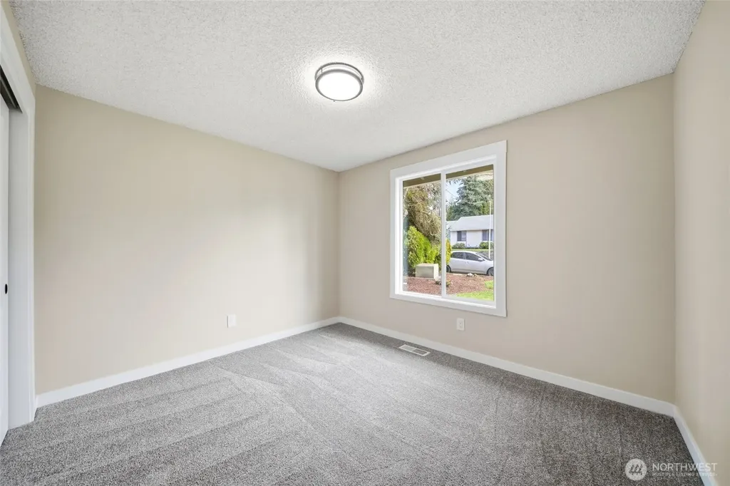 8710 NE 29th Avenue Vancouver WA 98665