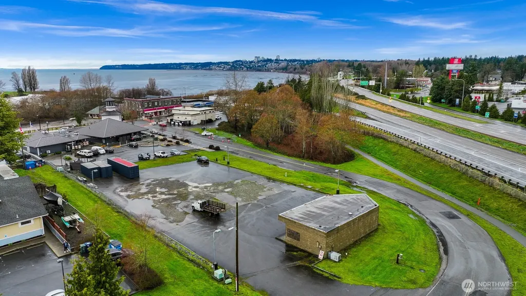 265 F Street Blaine WA 98230