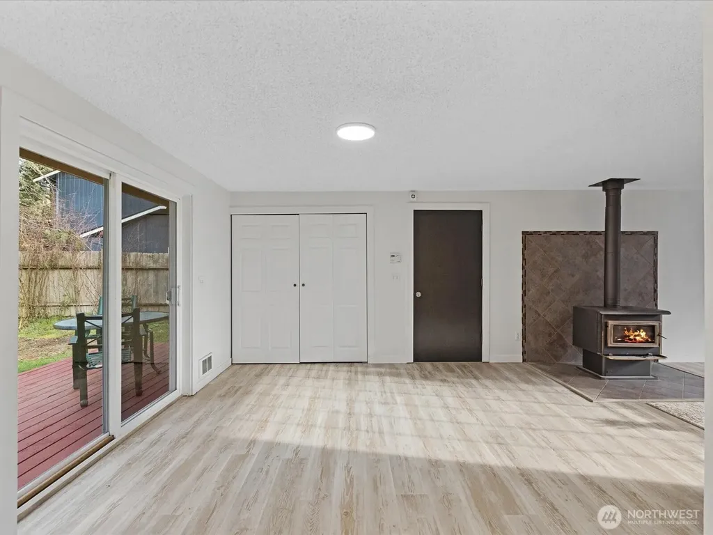 7822 Songbird Way Clinton WA 98236
