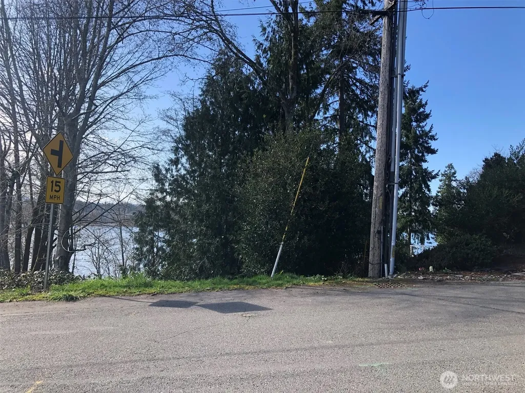 1919 Berry Street NE Olympia WA 98506