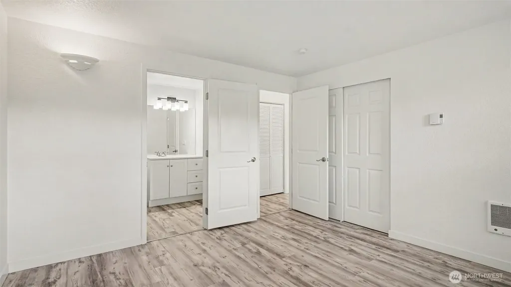 16419 Spruce Way Lynnwood WA 98037