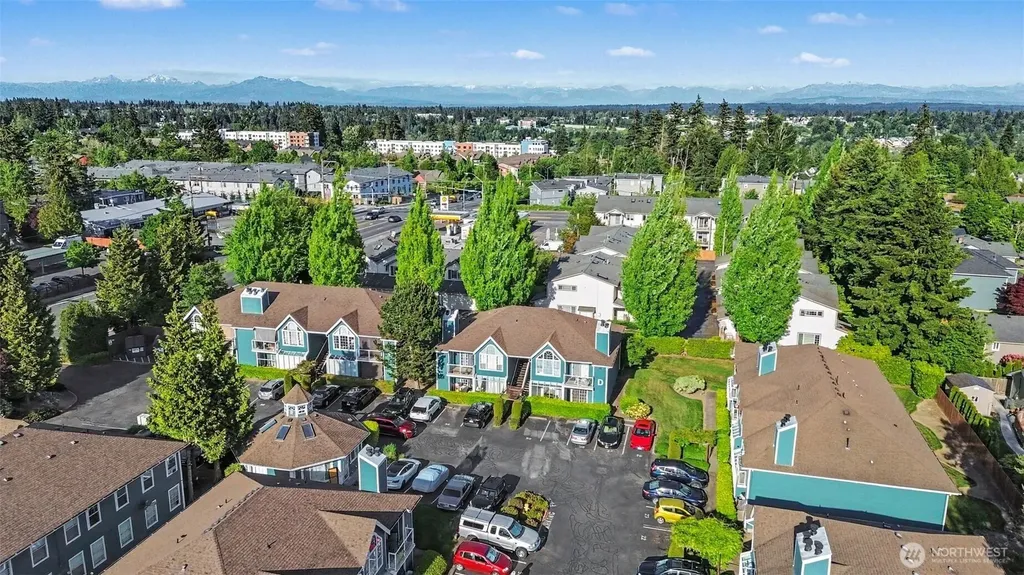 16419 Spruce Way Lynnwood WA 98037