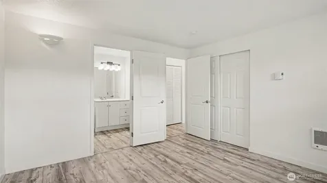 16419 Spruce Way Lynnwood WA 98037