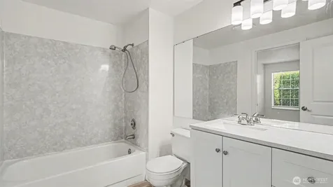 16419 Spruce Way Lynnwood WA 98037