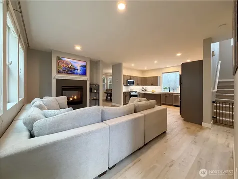 2631 85th Drive NE Lake Stevens WA 98258