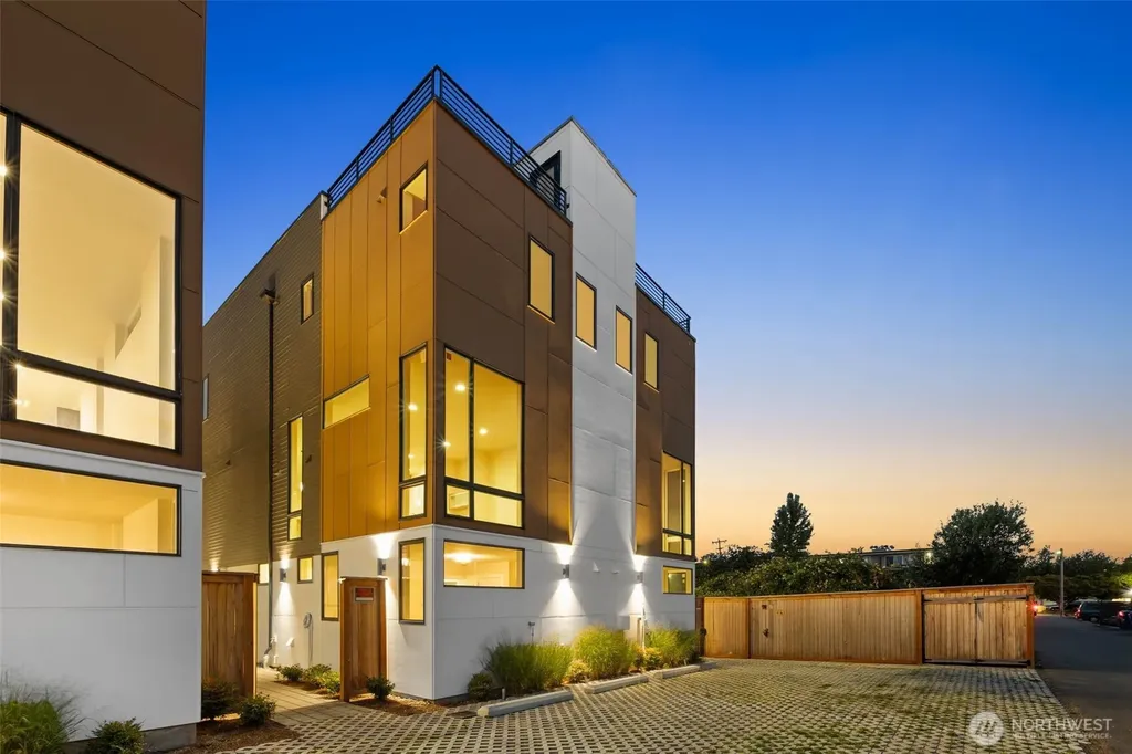9239 16th Avenue SW Seattle WA 98106