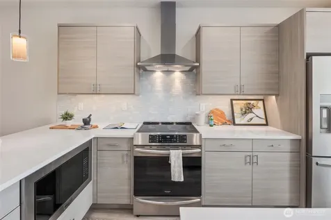 9239 16th Avenue SW Seattle WA 98106
