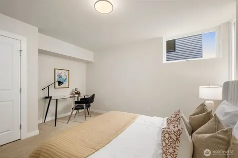 9239 16th Avenue SW Seattle WA 98106