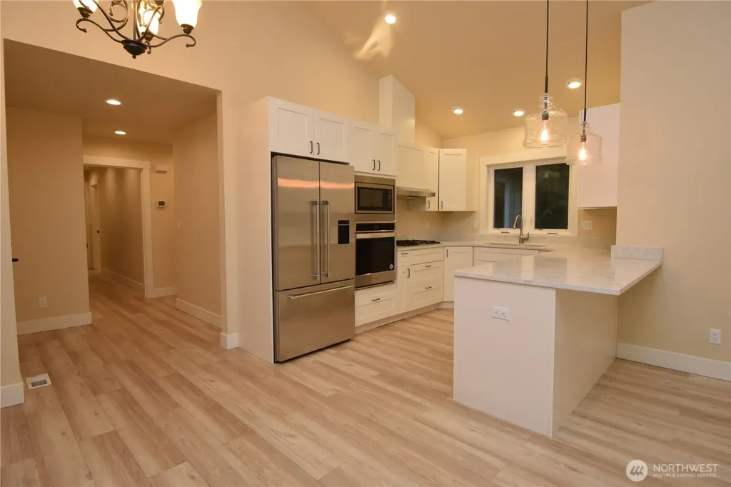 15915 Nesika Bay Road NE Poulsbo WA 98370