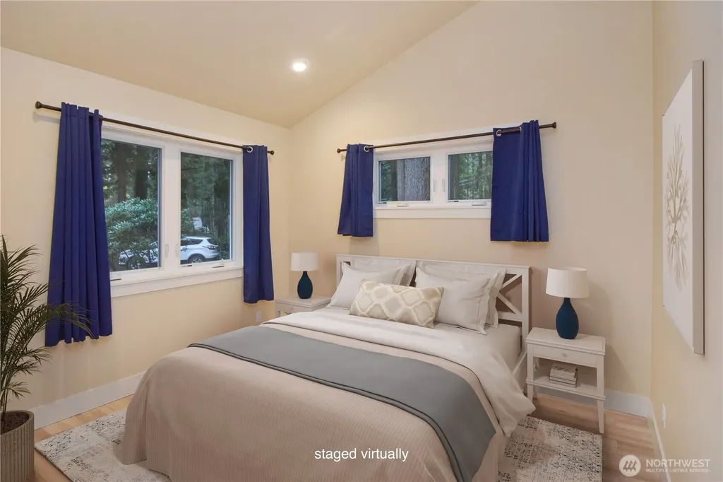 15915 Nesika Bay Road NE Poulsbo WA 98370