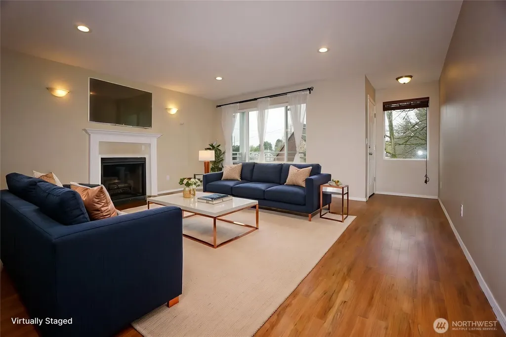 14948 6th Avenue S Burien WA 98168