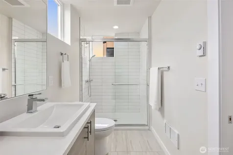 9239 16th Avenue SW Seattle WA 98106