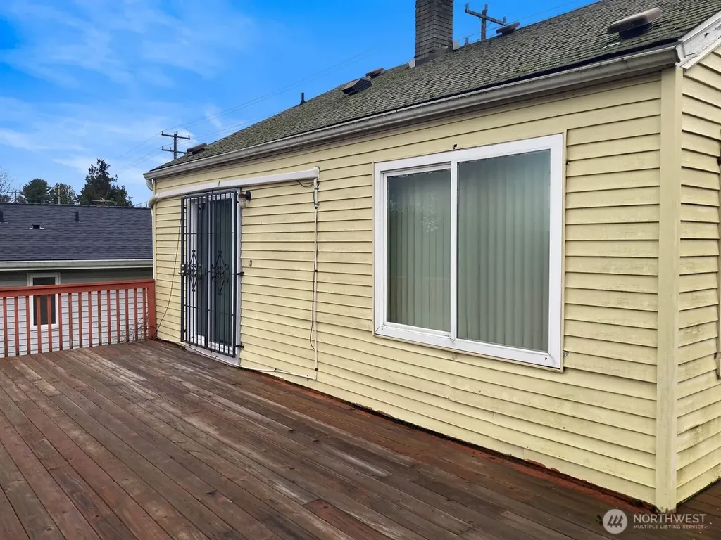 10231 Beacon Avenue S Tukwila WA 98178