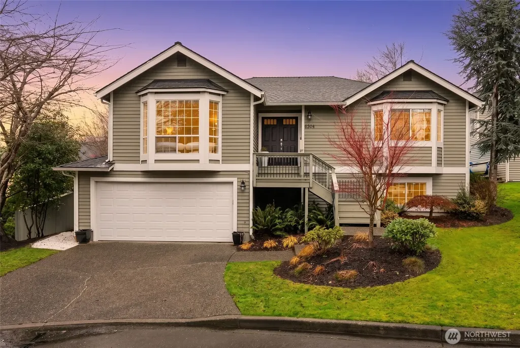 6304 110th Avenue NE Kirkland WA 98033