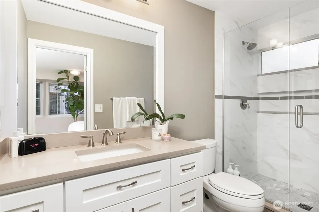 6304 110th Avenue NE Kirkland WA 98033