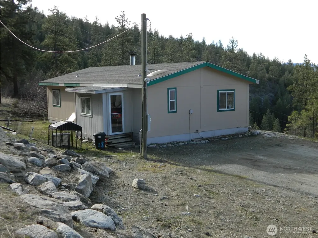 28 Ridgeline Road Tonasket WA 98855