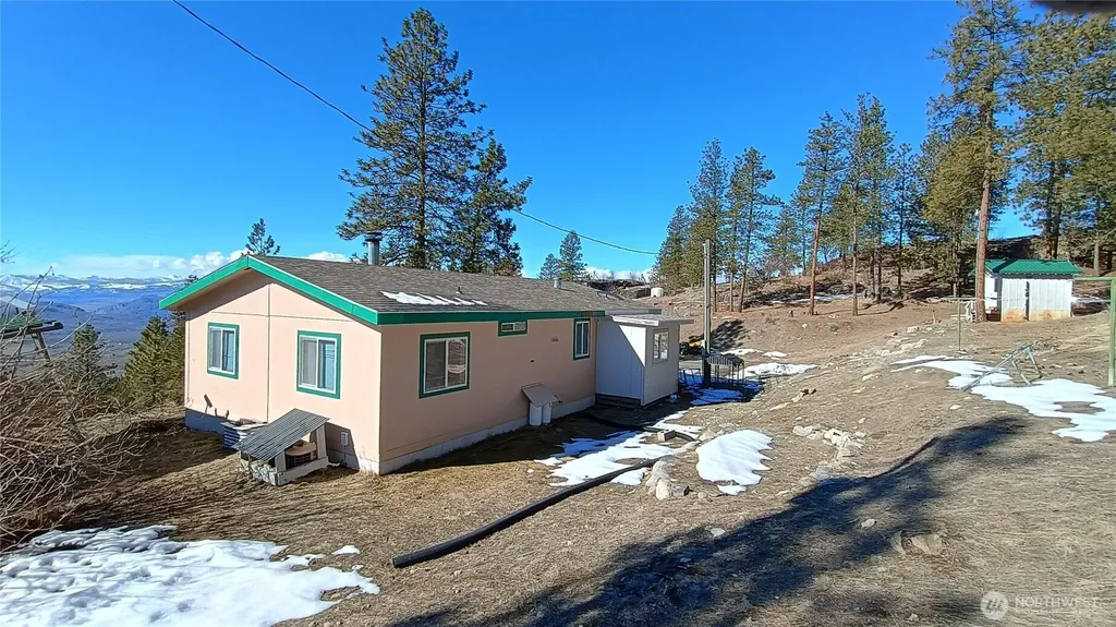 28 Ridgeline Road Tonasket WA 98855