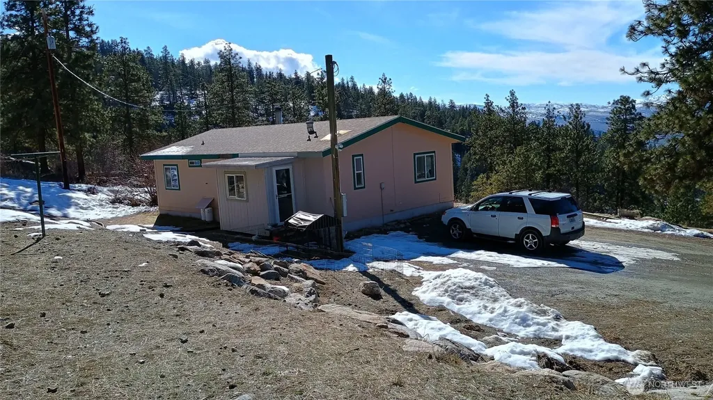 28 Ridgeline Road Tonasket WA 98855