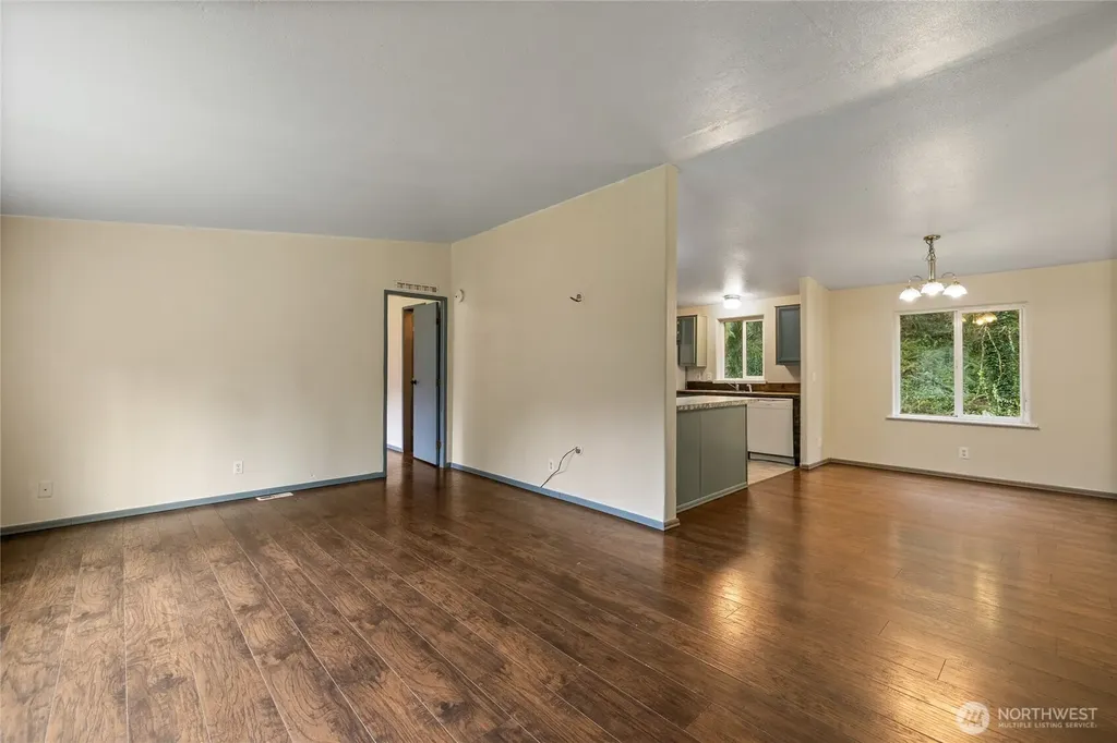 8341 Daphne Ct SE Yelm WA 98597