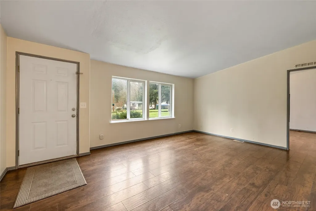8341 Daphne Ct SE Yelm WA 98597