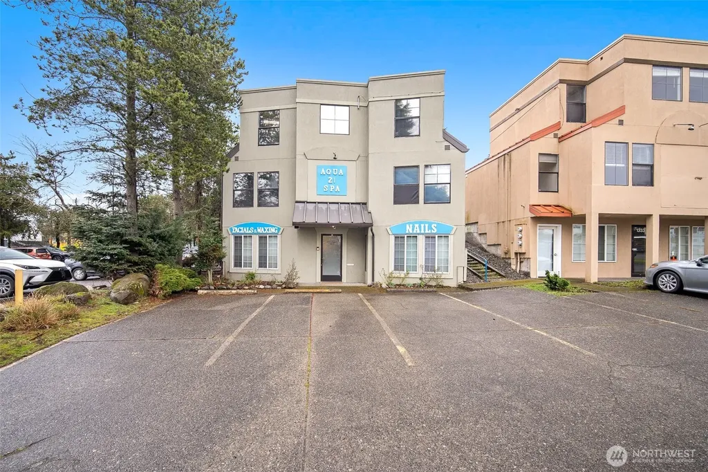 1337 Lincoln Street Bellingham WA 98229