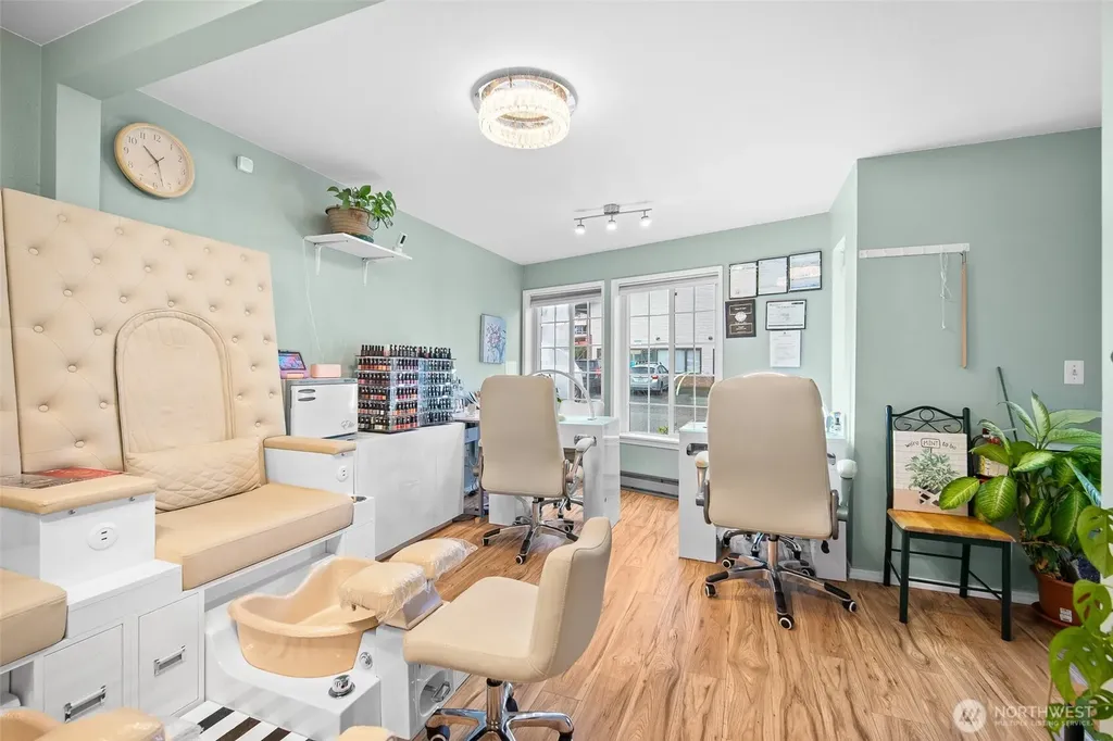 1337 Lincoln Street Bellingham WA 98229