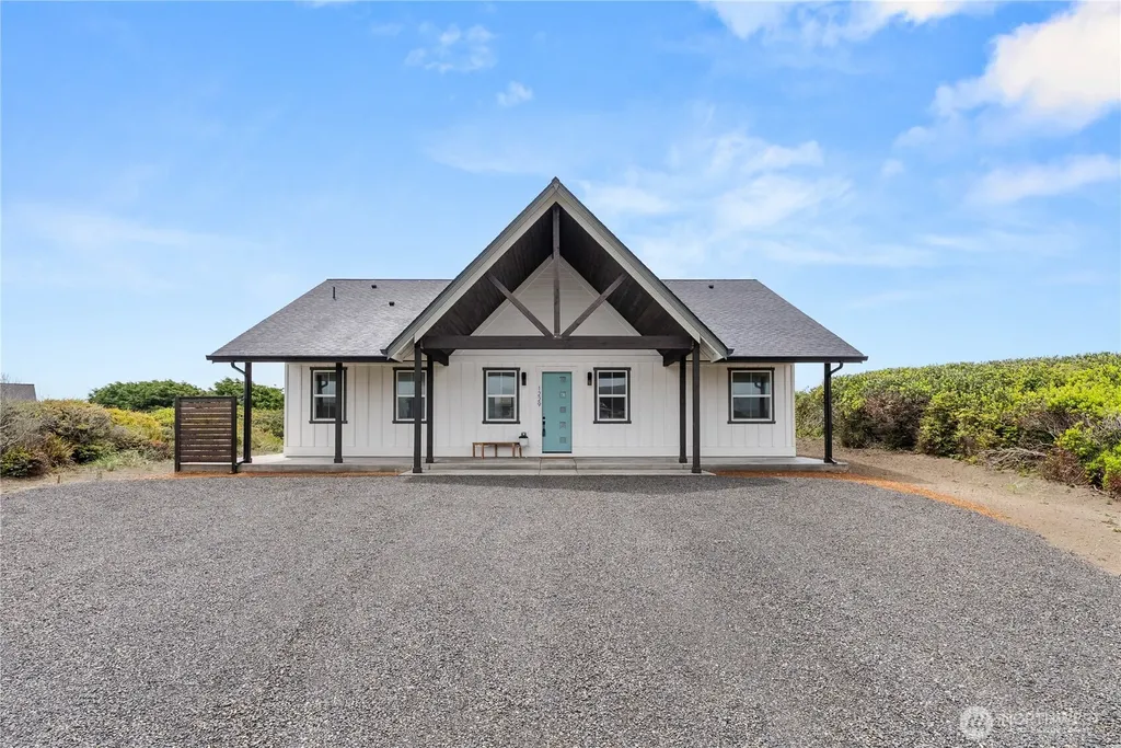 1229 Channel Avenue SW Ocean Shores WA 98569