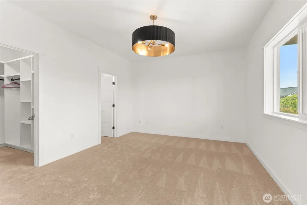 1229 Channel Avenue SW Ocean Shores WA 98569