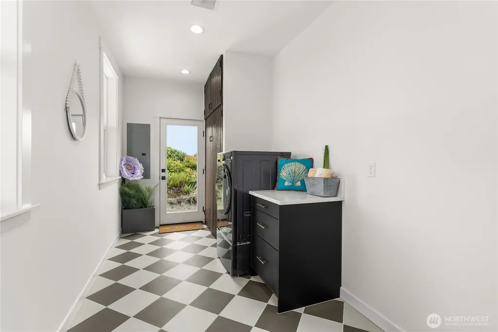 1229 Channel Avenue SW Ocean Shores WA 98569