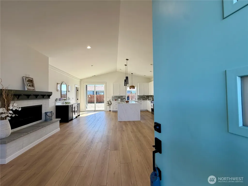 1229 Channel Avenue SW Ocean Shores WA 98569