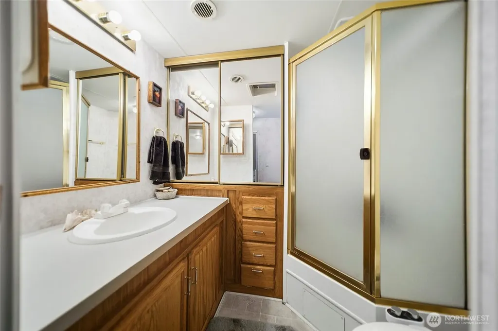 93 NE Marine View Drive Belfair WA 98528